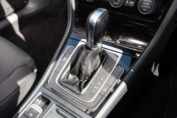 2013 Volkswagen Golf 103TSI Highline 7