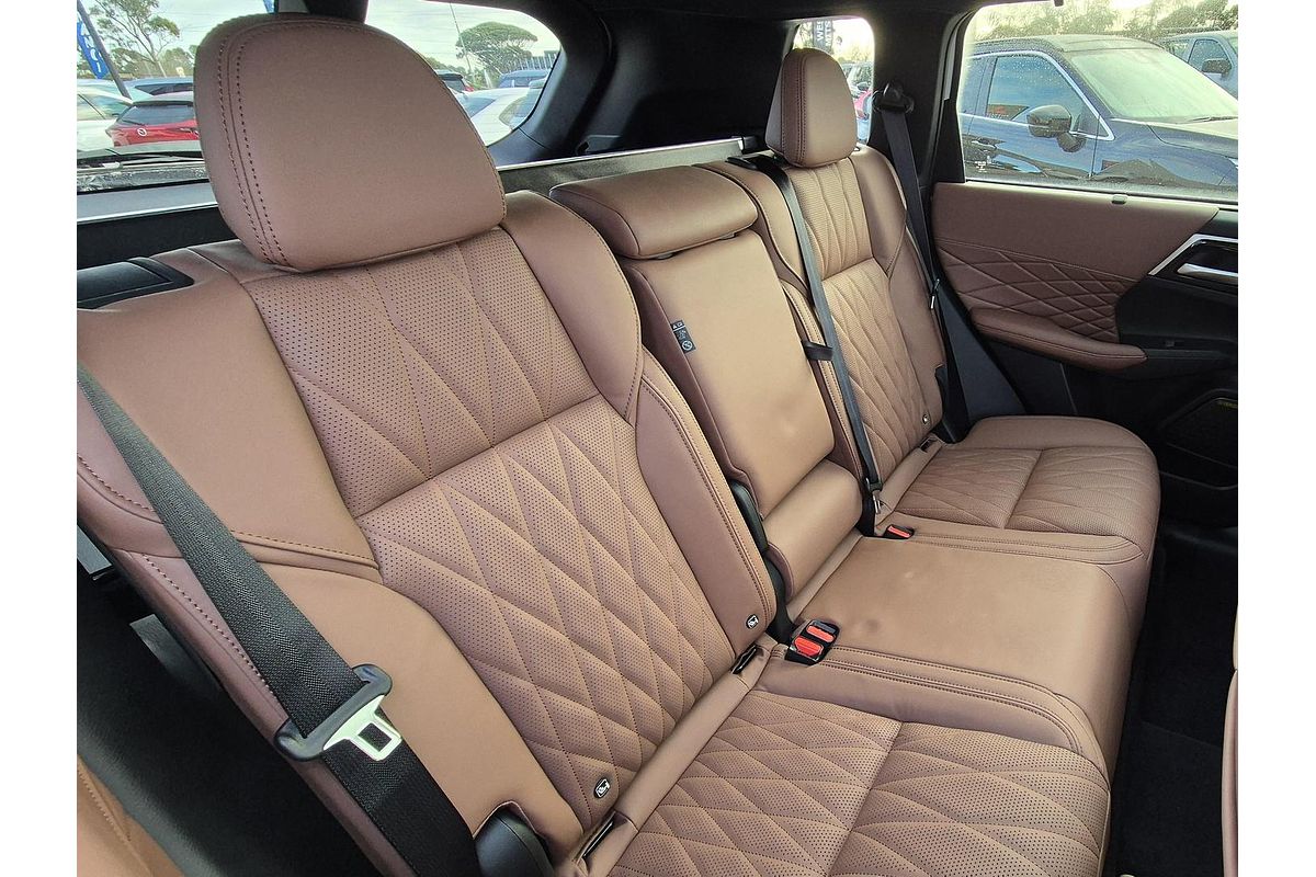 2025 Mitsubishi Outlander Exceed Tourer ZM