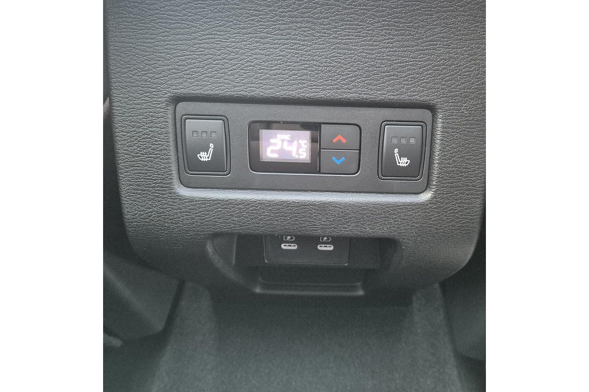 2025 Mitsubishi Outlander Exceed Tourer ZM