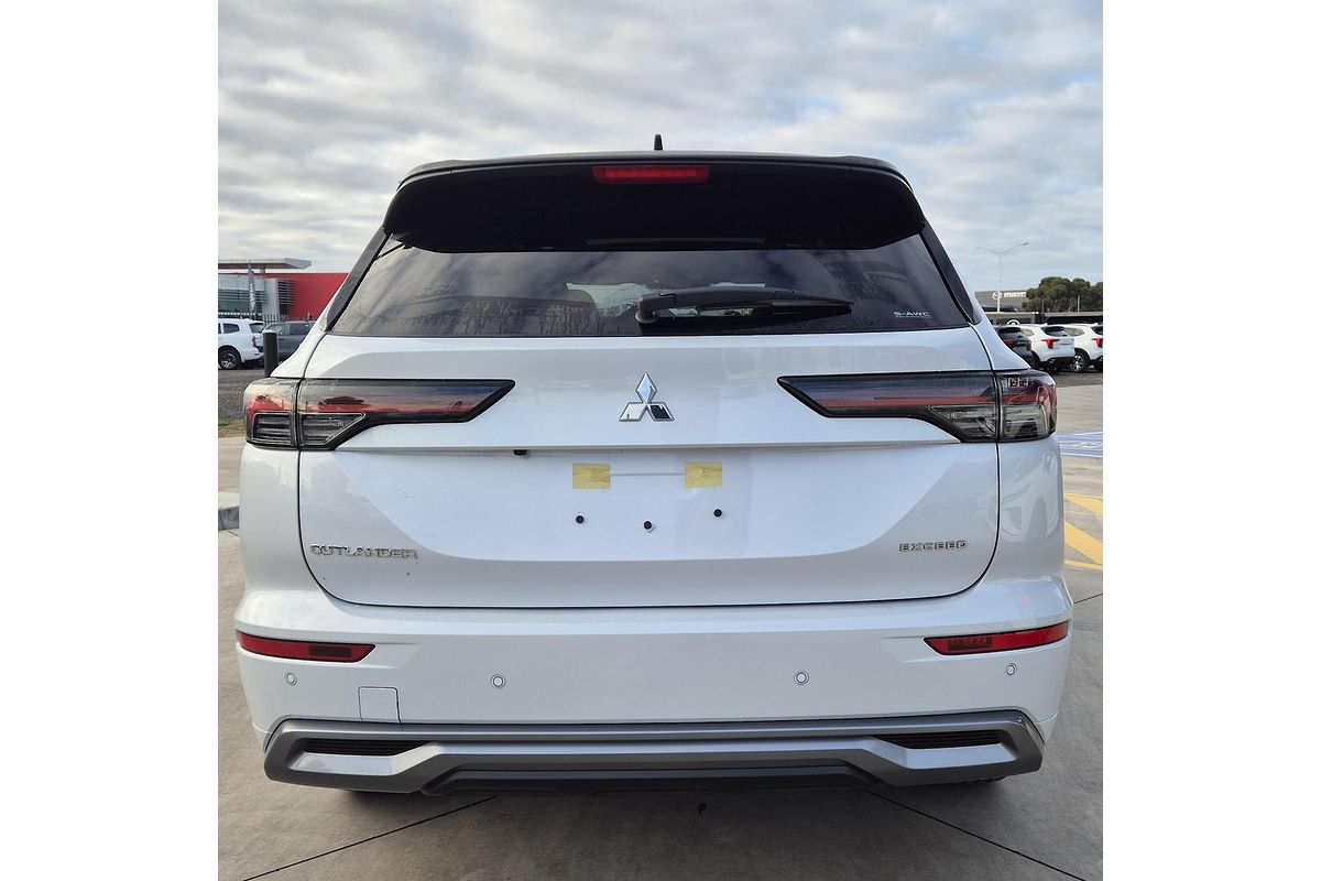 2025 Mitsubishi Outlander Exceed Tourer ZM