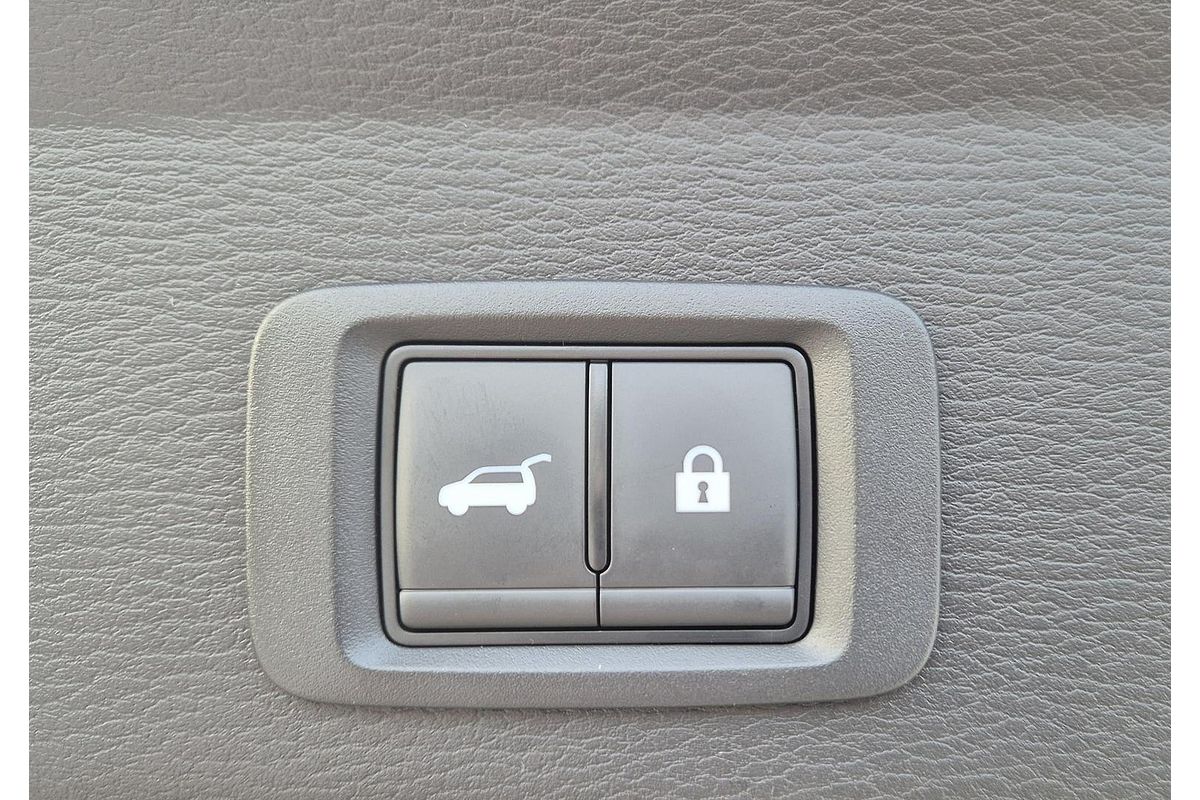 2025 Mitsubishi Outlander Exceed Tourer ZM