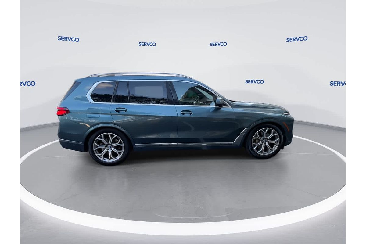 2023 BMW X7 xDrive40i