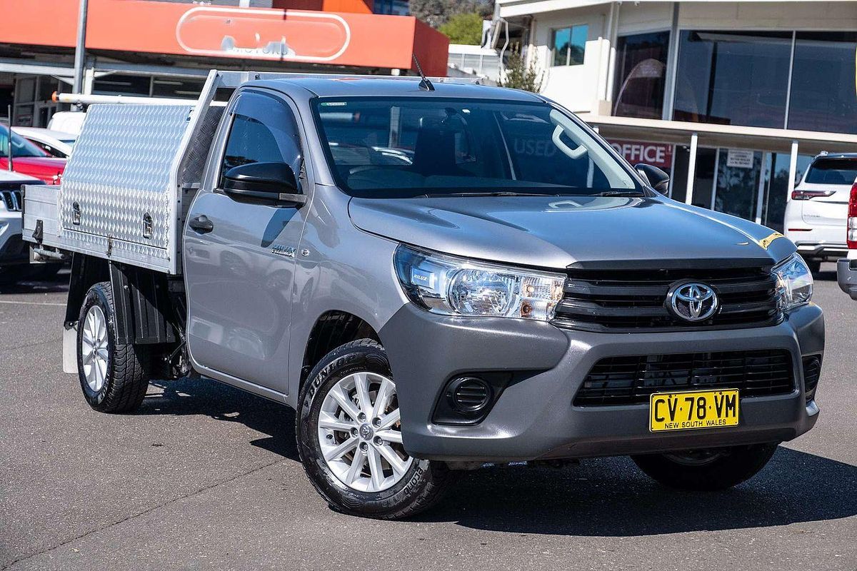 2017 Toyota Hilux Workmate TGN121R Rear Wheel Drive