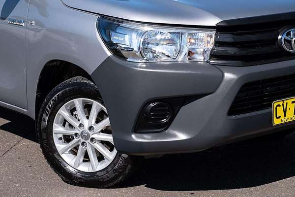 2017 Toyota Hilux Workmate TGN121R Rear Wheel Drive