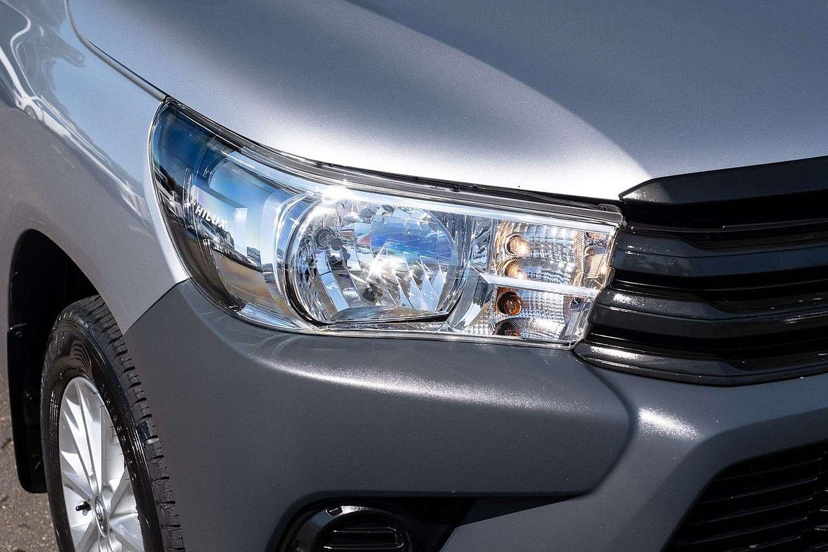 2017 Toyota Hilux Workmate TGN121R Rear Wheel Drive