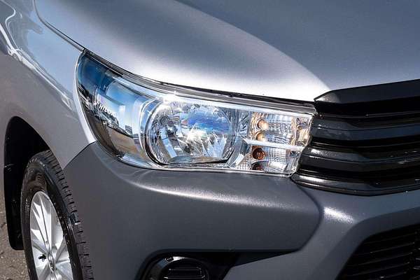 2017 Toyota Hilux Workmate TGN121R Rear Wheel Drive