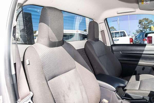 2017 Toyota Hilux Workmate TGN121R Rear Wheel Drive
