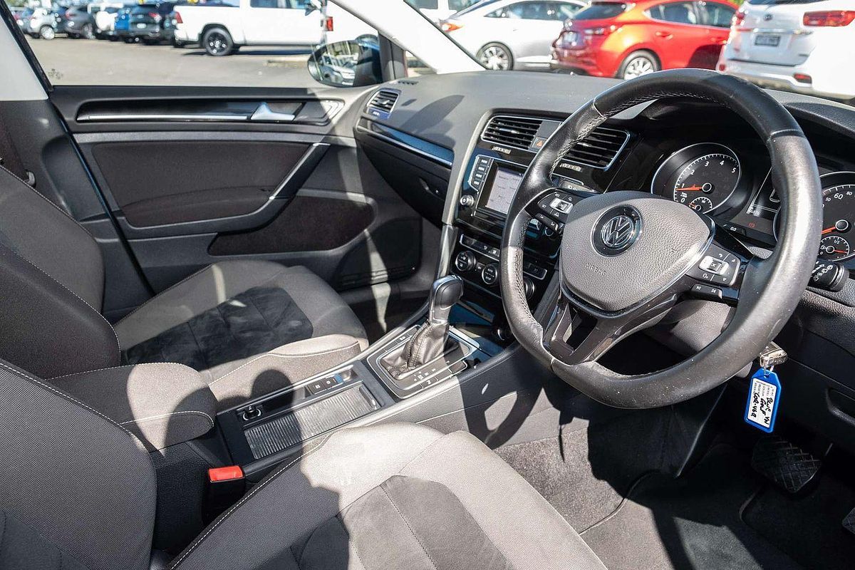 2013 Volkswagen Golf 103TSI Highline 7