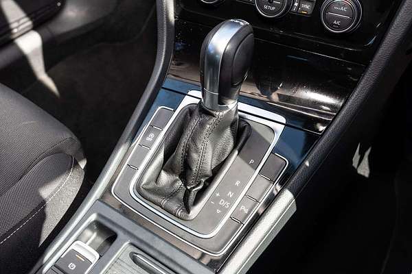 2013 Volkswagen Golf 103TSI Highline 7