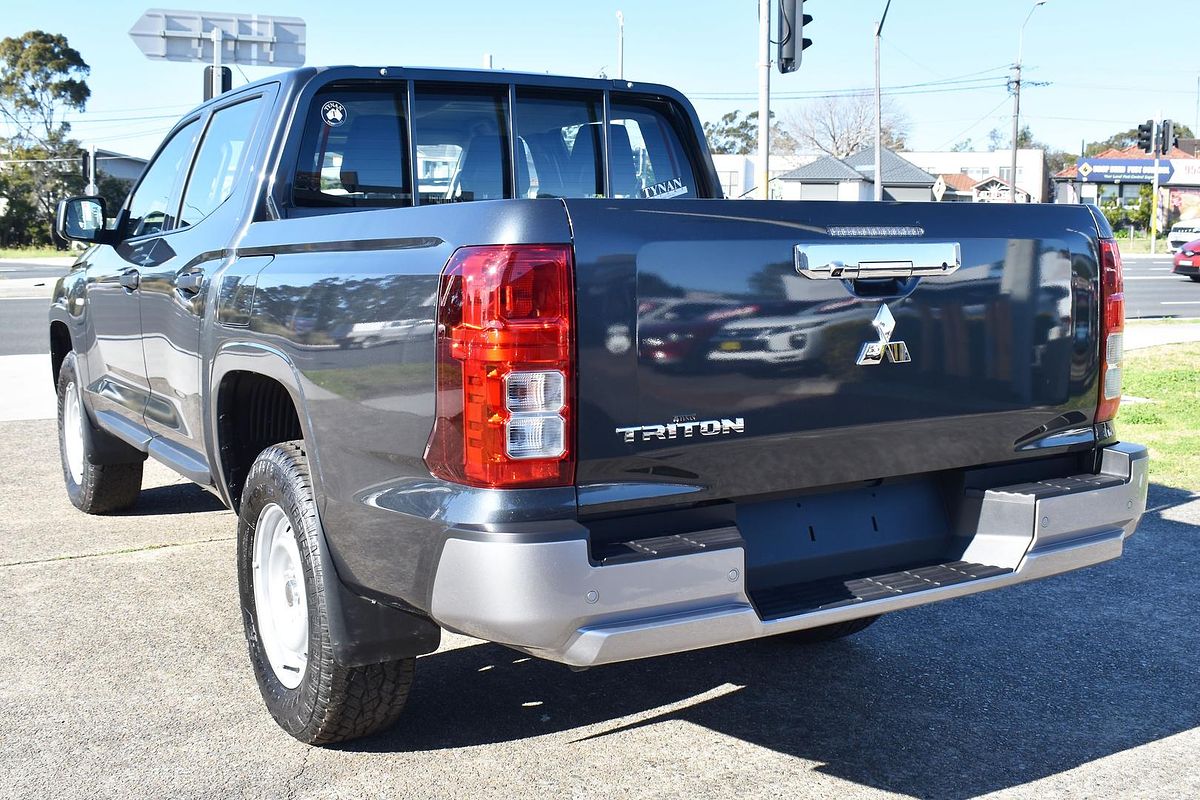 2024 Mitsubishi Triton GLX MV 4X4