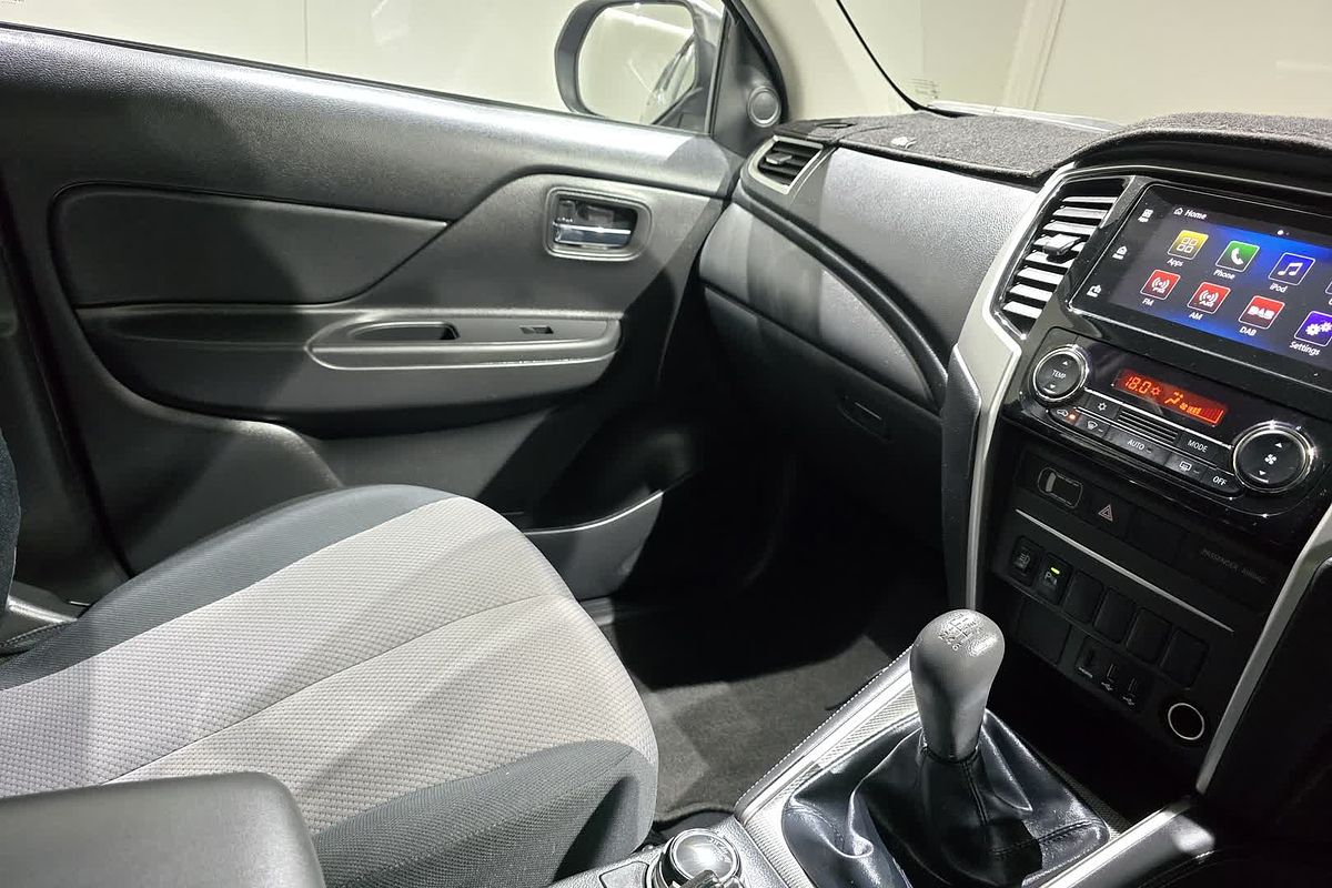 2018 Mitsubishi Triton GLX+ MR 4X4