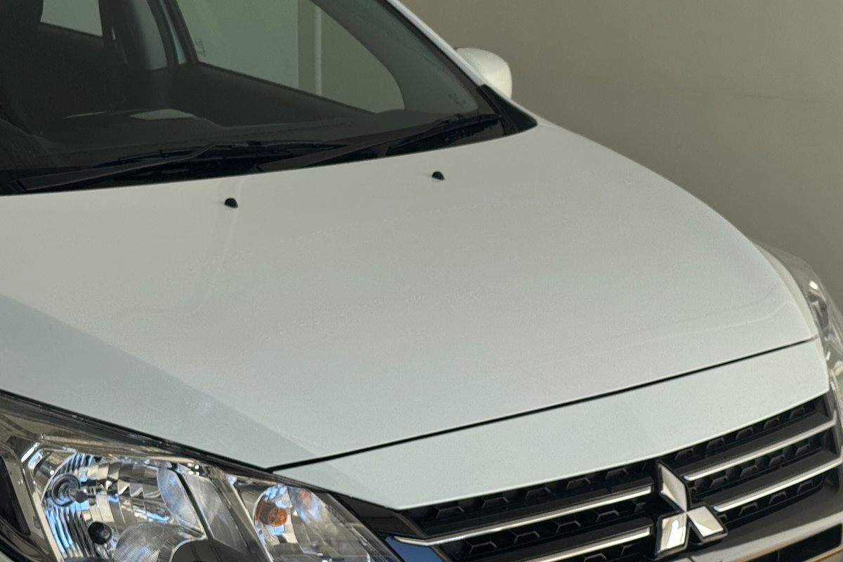 2021 Mitsubishi Mirage ES LB