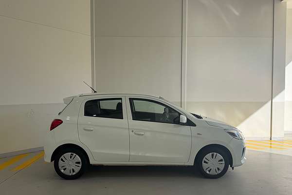 2021 Mitsubishi Mirage ES LB