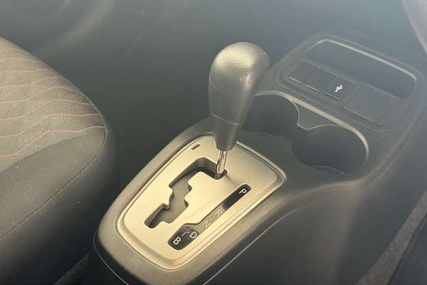 2021 Mitsubishi Mirage ES LB