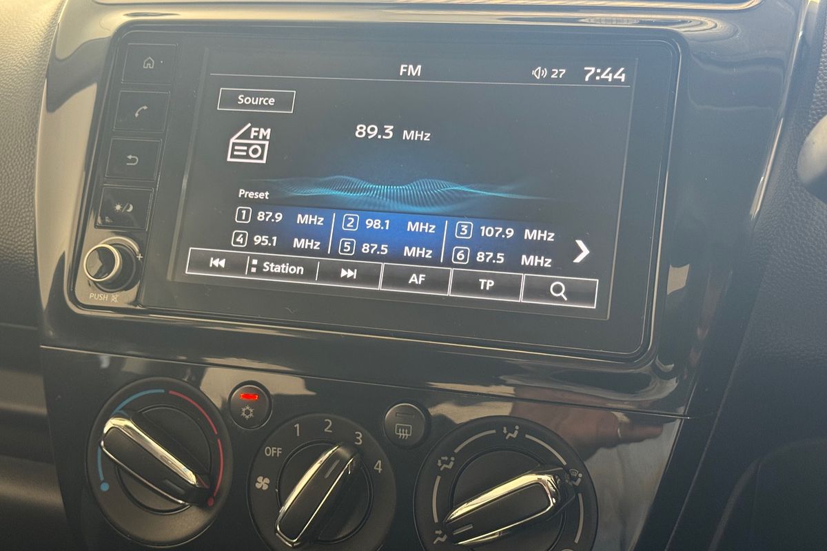 2021 Mitsubishi Mirage ES LB