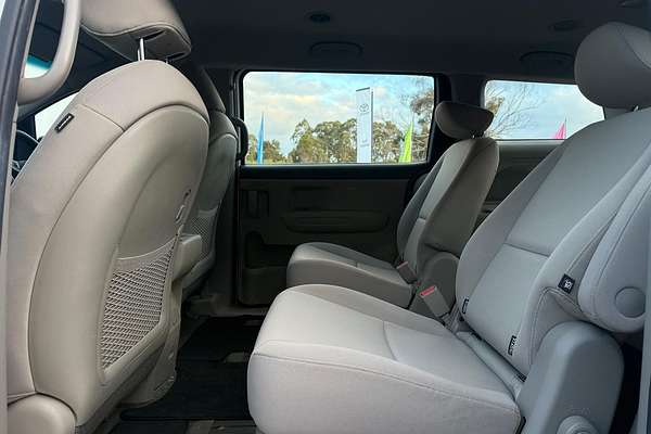 2018 Kia Carnival S YP