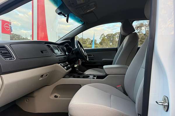 2018 Kia Carnival S YP