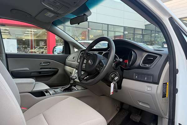 2018 Kia Carnival S YP