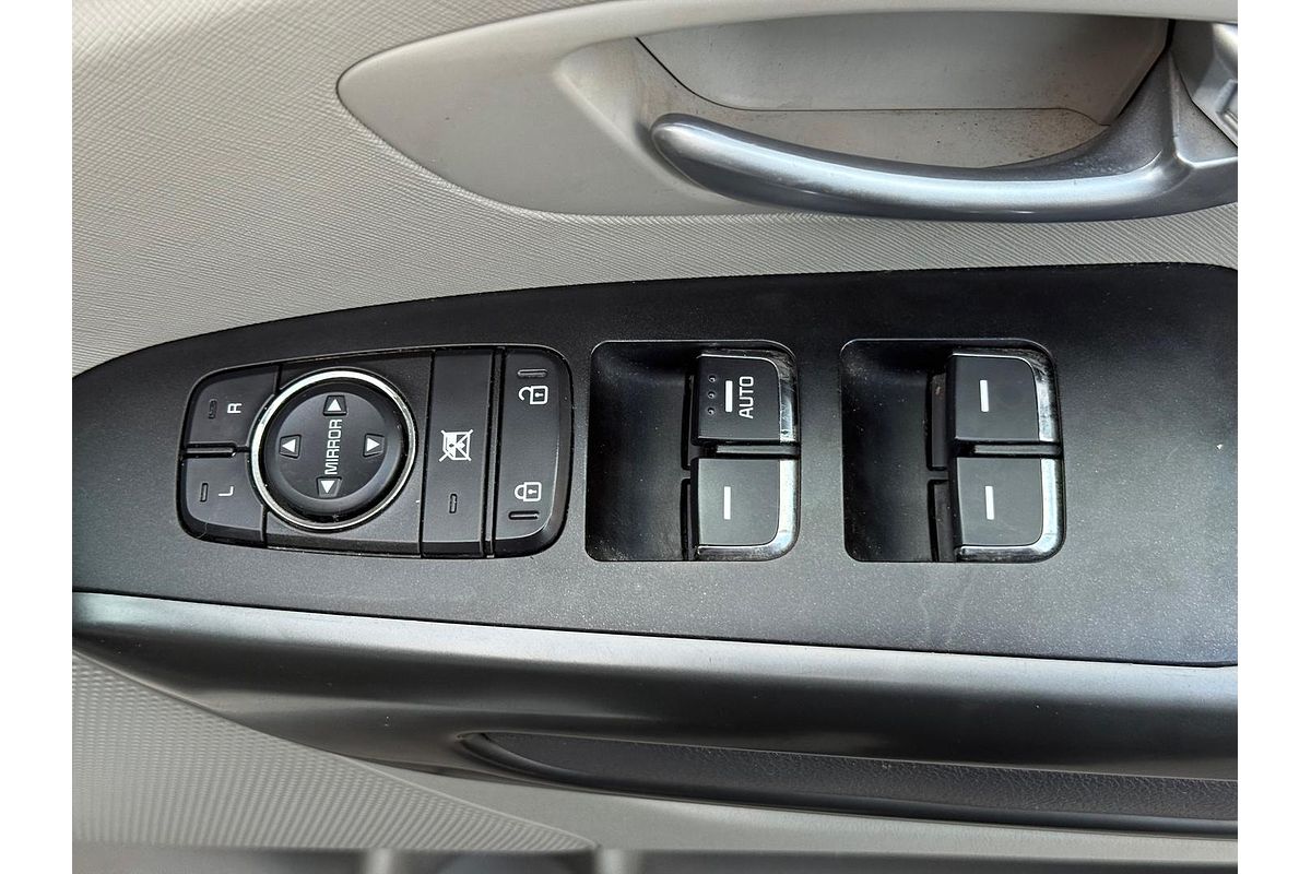 2018 Kia Carnival S YP