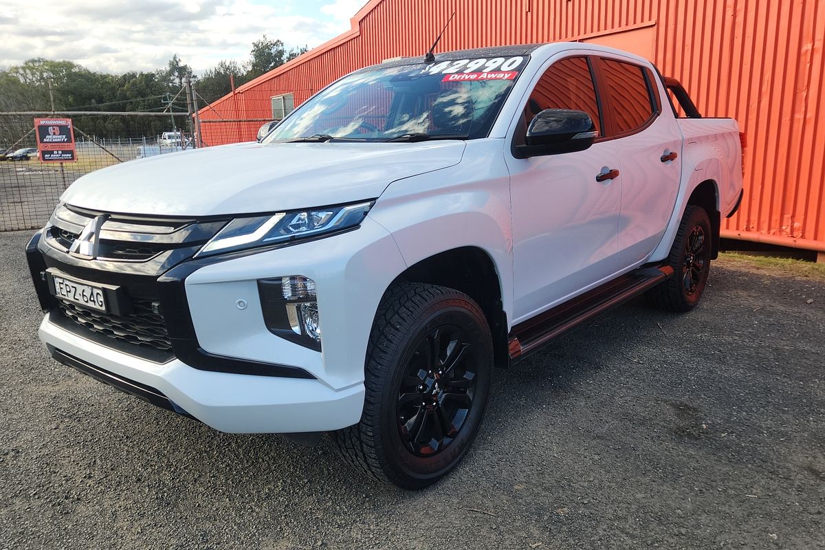 2021 Mitsubishi Triton GSR MR 4X4