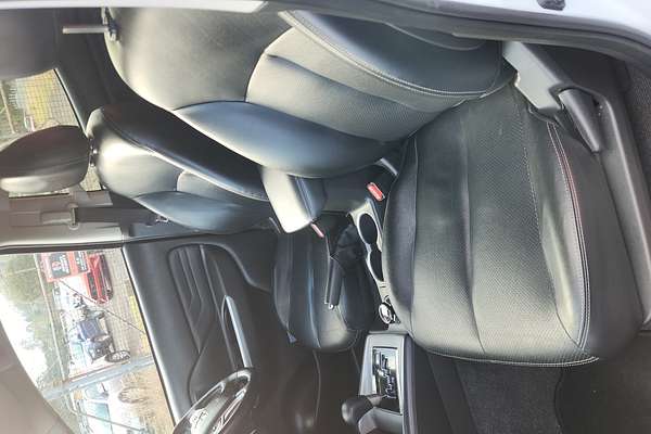 2021 Mitsubishi Triton GSR MR 4X4