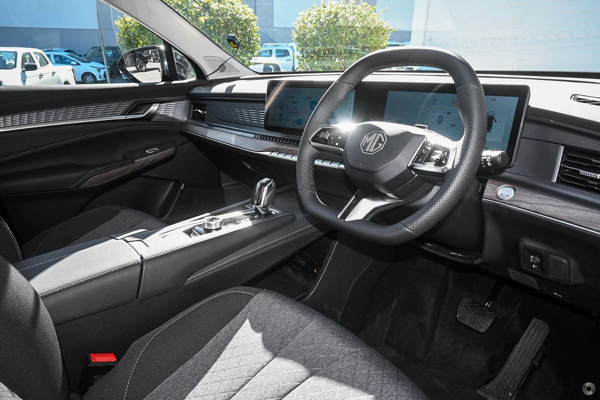 2025 MG QS Excite IS31 2WD