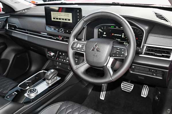 2025 Mitsubishi Outlander Exceed ZM AWD