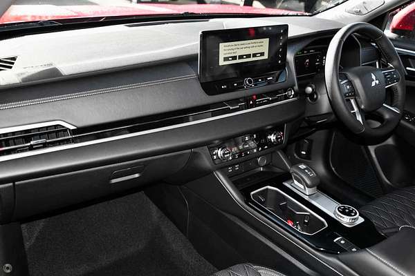 2025 Mitsubishi Outlander Exceed ZM AWD