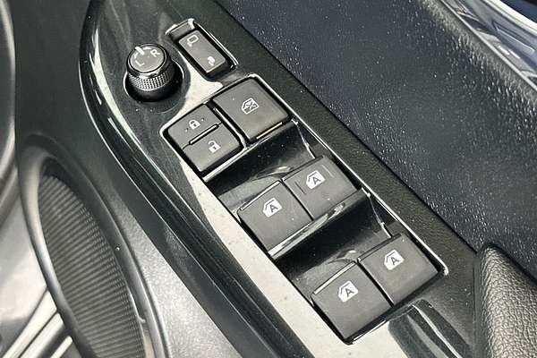 2022 Toyota Hilux SR5 GUN126R 4X4