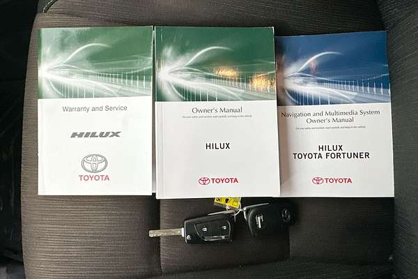 2018 Toyota Hilux SR GUN126R 4X4