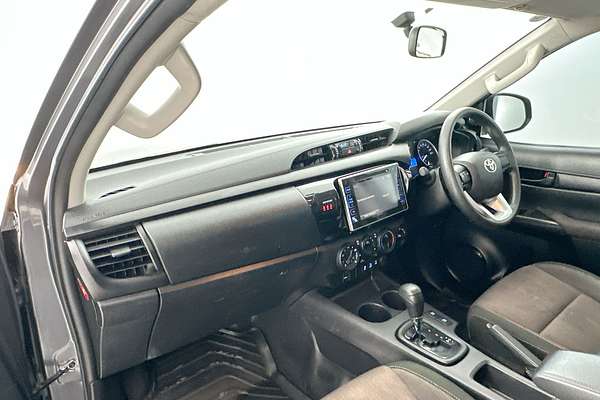 2018 Toyota Hilux SR GUN126R 4X4