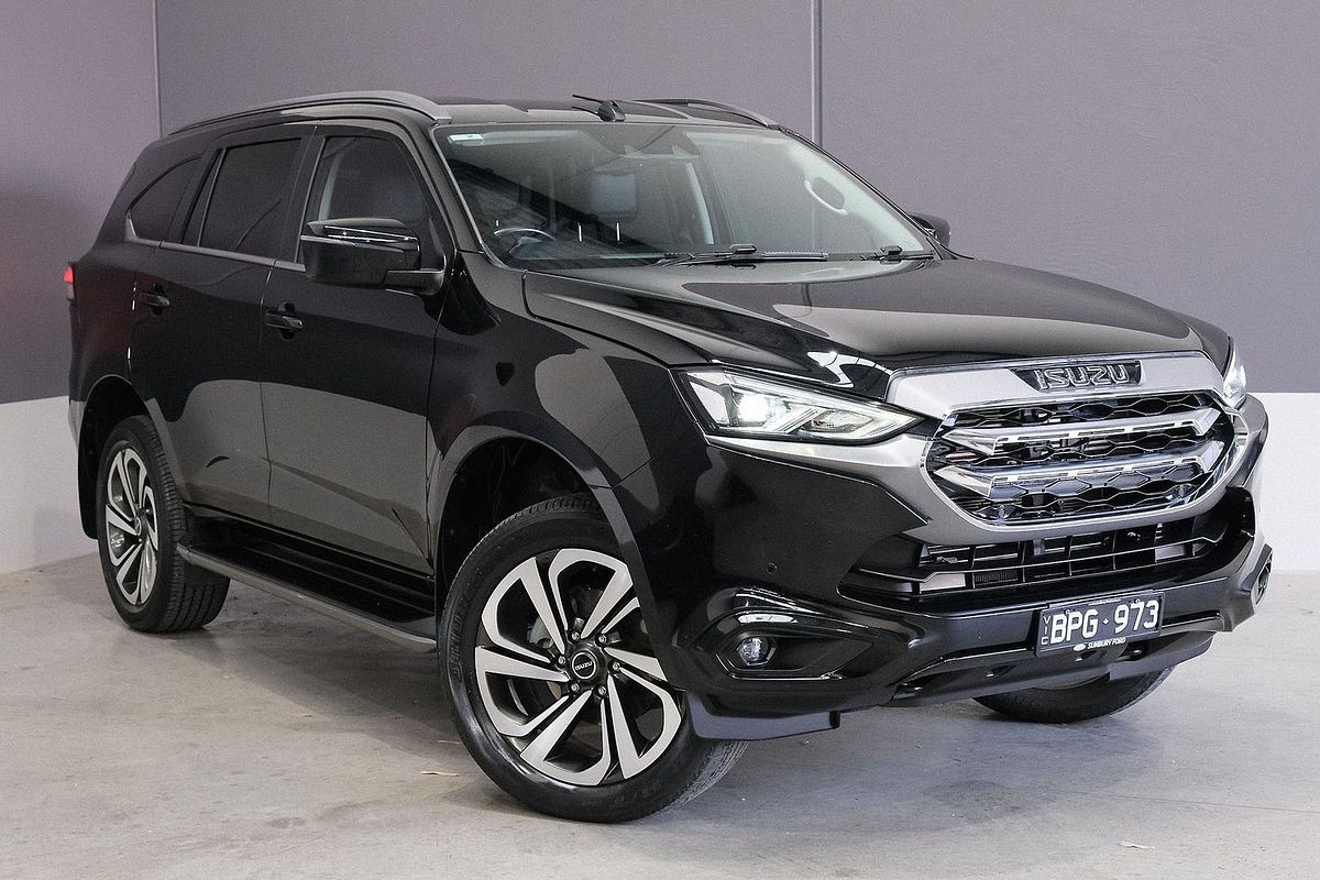 2021 Isuzu MU-X LS-T