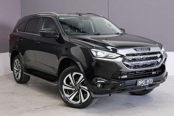 2021 Isuzu MU-X LS-T