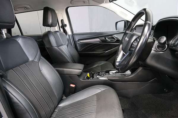 2021 Isuzu MU-X LS-T