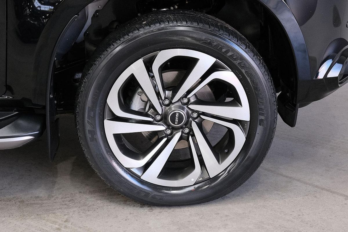 2021 Isuzu MU-X LS-T
