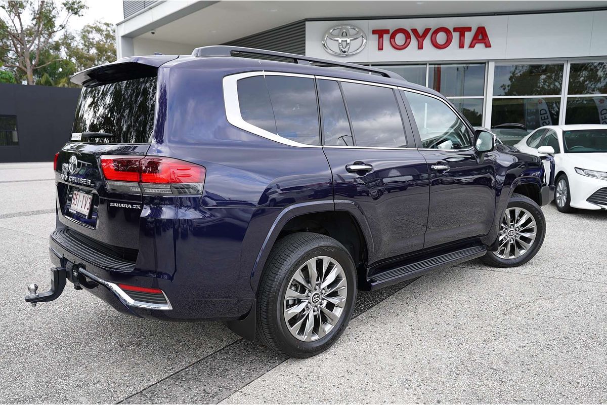 2023 Toyota Landcruiser Sahara ZX FJA300R