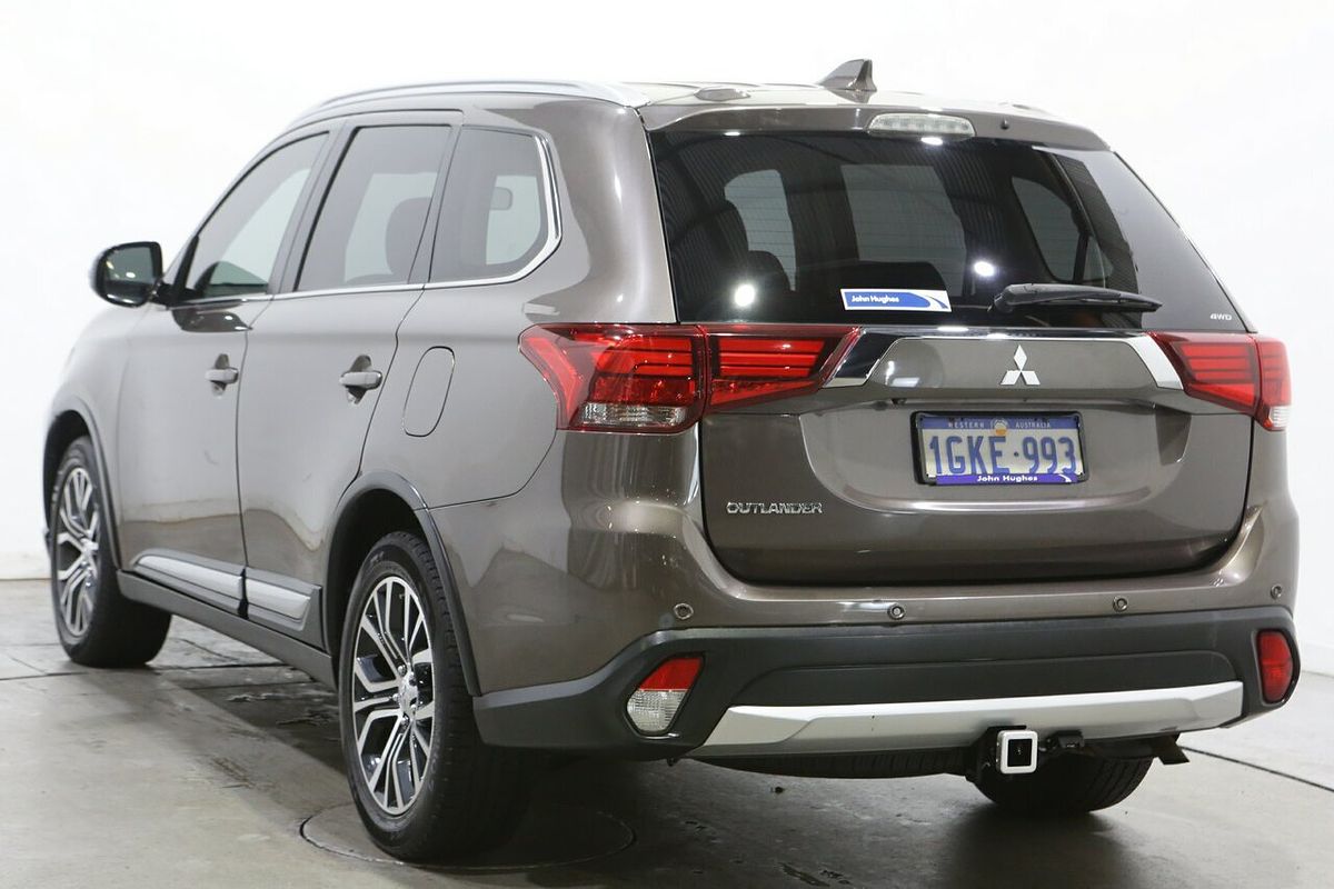 2017 Mitsubishi Outlander LS Safety Pack ZK