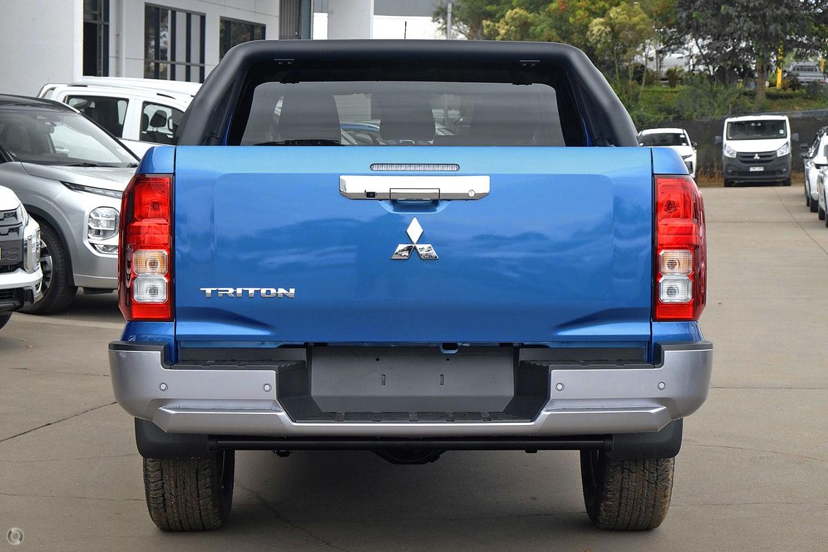 2025 Mitsubishi Triton GLX-R MV