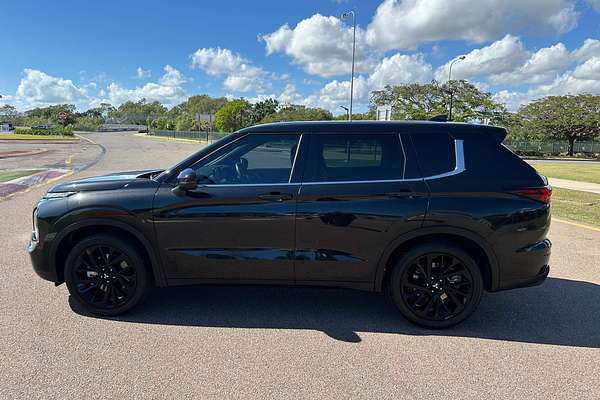 2023 Mitsubishi Outlander LS ZM