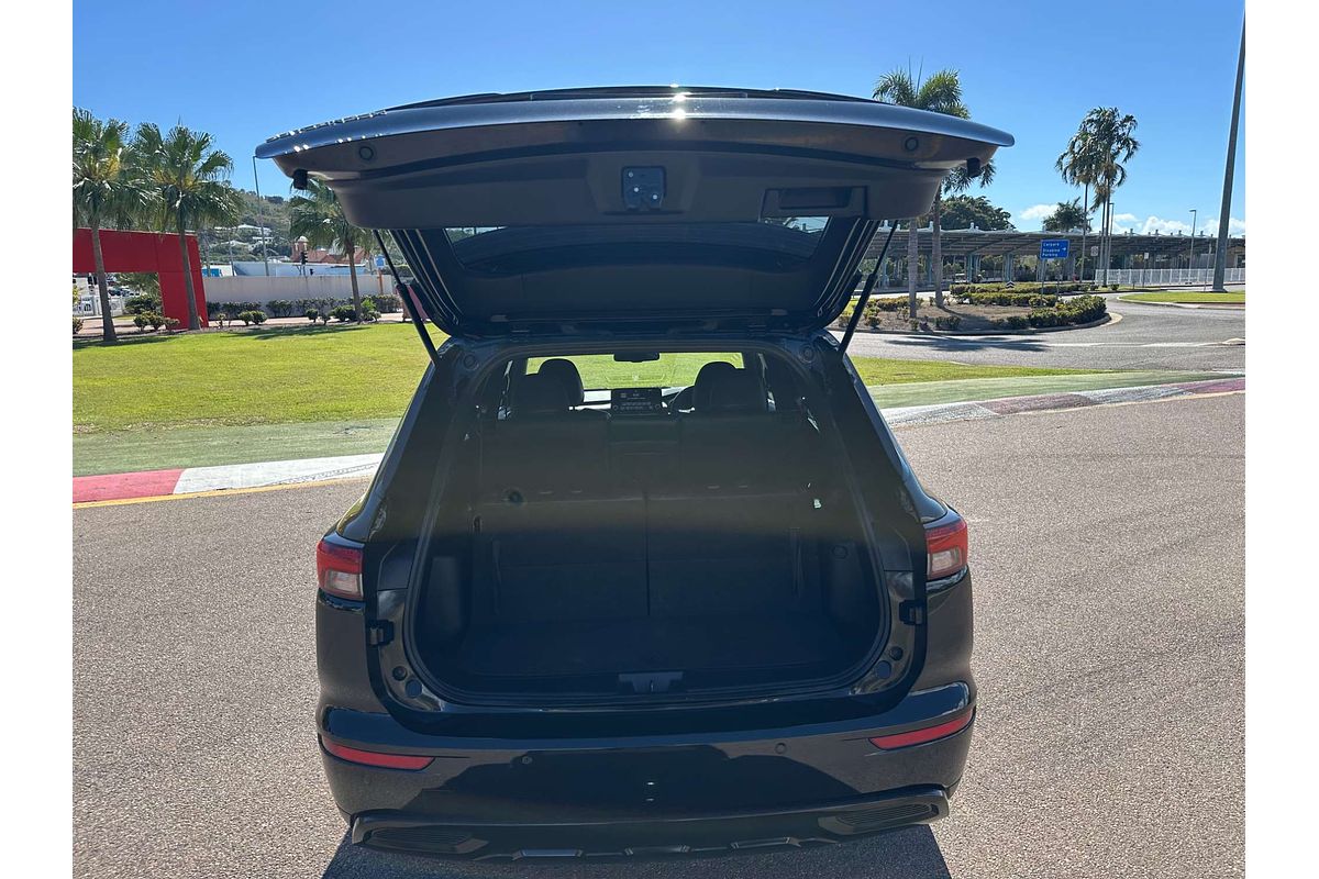 2023 Mitsubishi Outlander LS ZM
