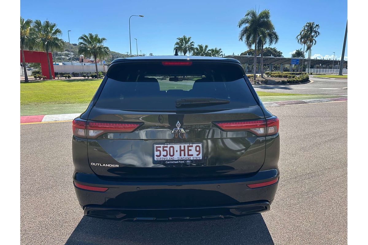 2023 Mitsubishi Outlander LS ZM
