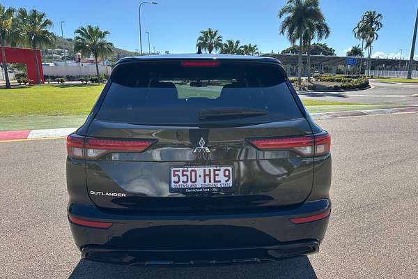 2023 Mitsubishi Outlander LS ZM