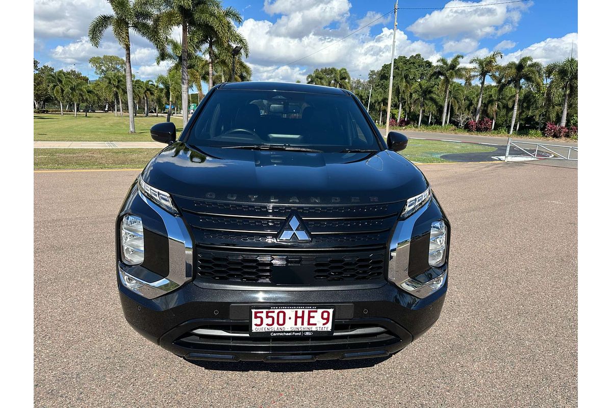 2023 Mitsubishi Outlander LS ZM
