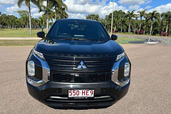 2023 Mitsubishi Outlander LS ZM