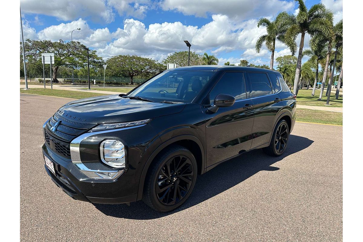 2023 Mitsubishi Outlander LS ZM
