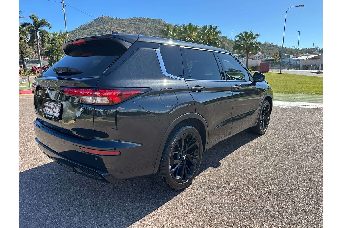2023 Mitsubishi Outlander LS ZM