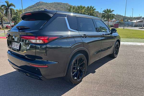 2023 Mitsubishi Outlander LS ZM