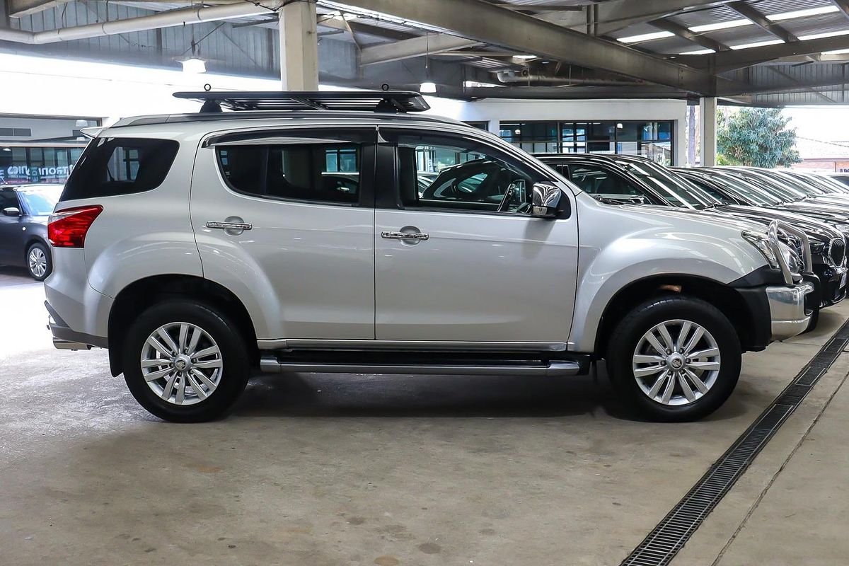 2018 Isuzu MU-X LS-T