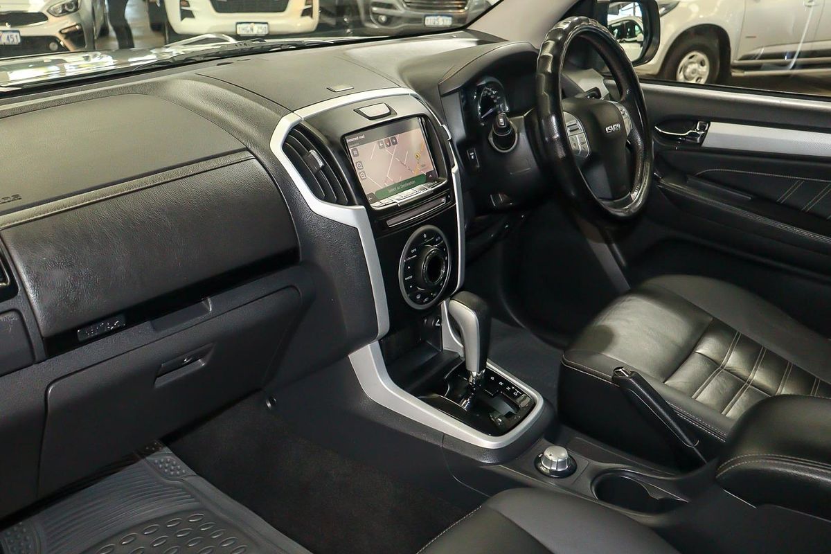 2018 Isuzu MU-X LS-T