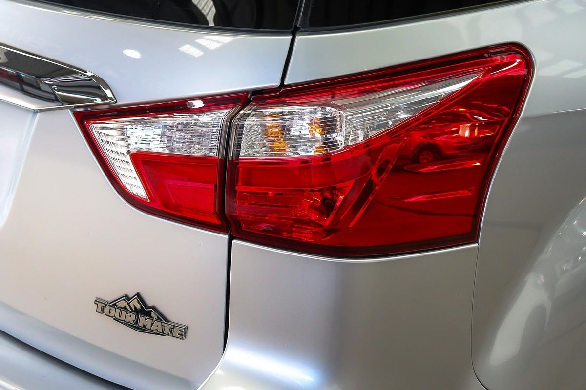 2018 Isuzu MU-X LS-T